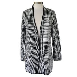 Kasper Long Open Houndstooth Plaid Cardigan Sweater Black & White